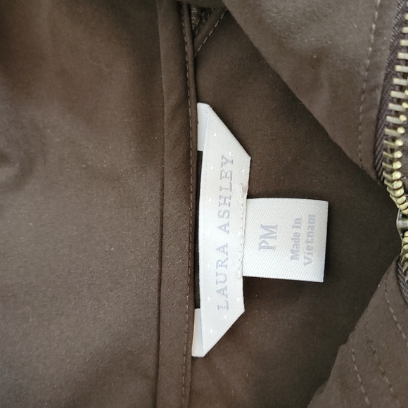 Laura Ashley Women's Brown Roll Tab Zip Up Jacket, PM - Picture 5 of 9